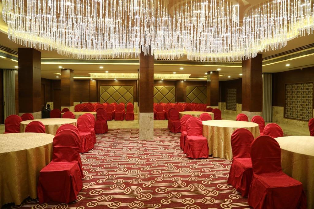 The Fern Residency Mundra Hotel Екстериор снимка