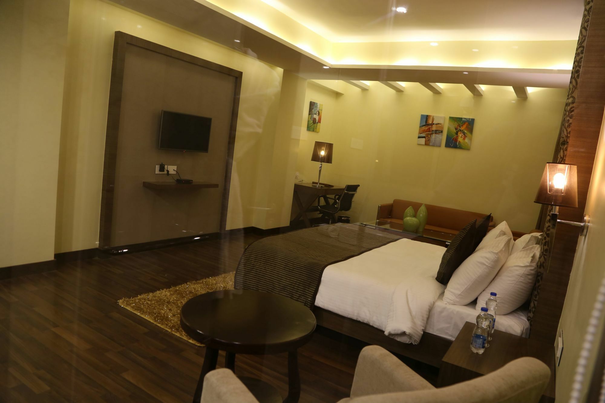 The Fern Residency Mundra Hotel Екстериор снимка